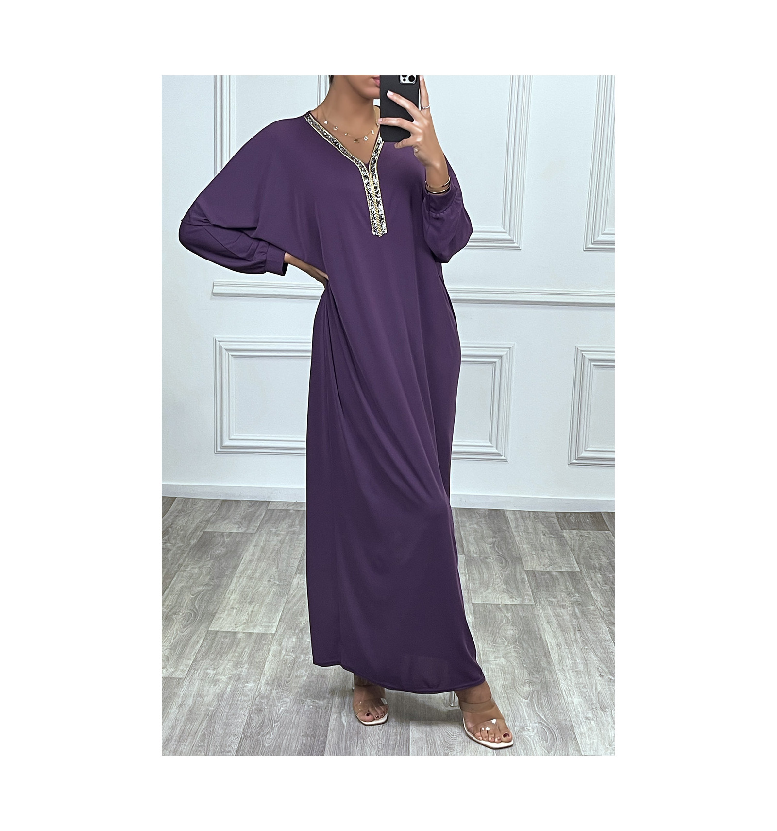  Abaya  violet   encolure de strass et manches longues